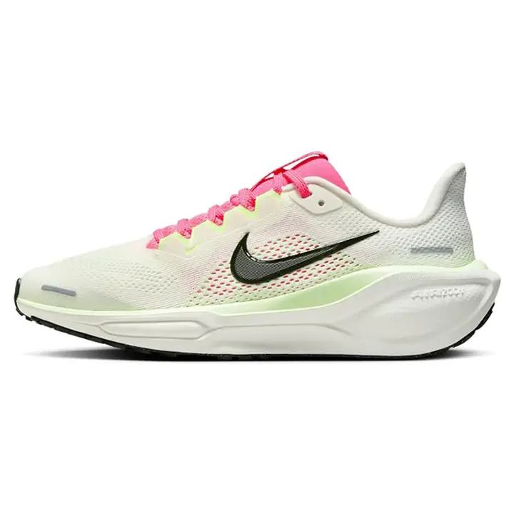NIKE AIR ZOOM PEGASUS SIZE 40's photo #1