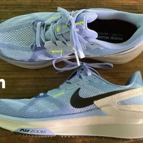 NIKE AIR ZOOM STRUCTURE SIZE 42's photo #7
