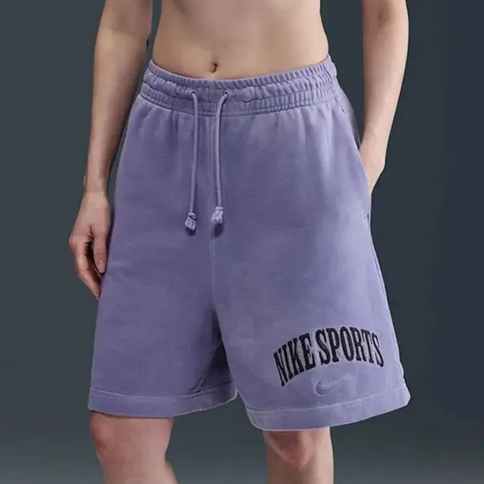 SHORT FELPA NIKE WOMEN SIZE M's photo #1