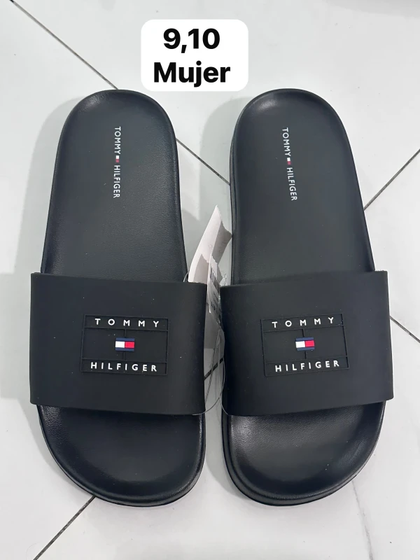 TOMMY HILFIGER MUJER M4's foto | Javi Sports Shop |  BizneCubano