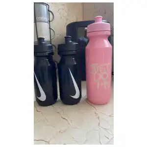 POMO DEPORTIVO NIKE NEGRO miniatura 2