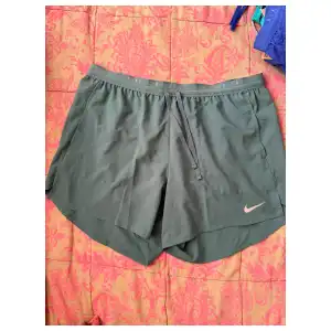 SHORT NIKE DRI FIT SIZE L miniatura 6