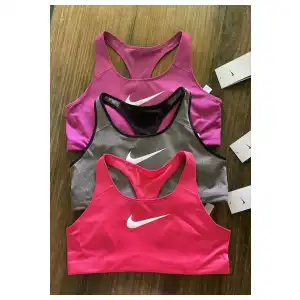 TOP NIKE SIZE XL miniatura 4