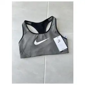TOP NIKE SIZE XL miniatura 3